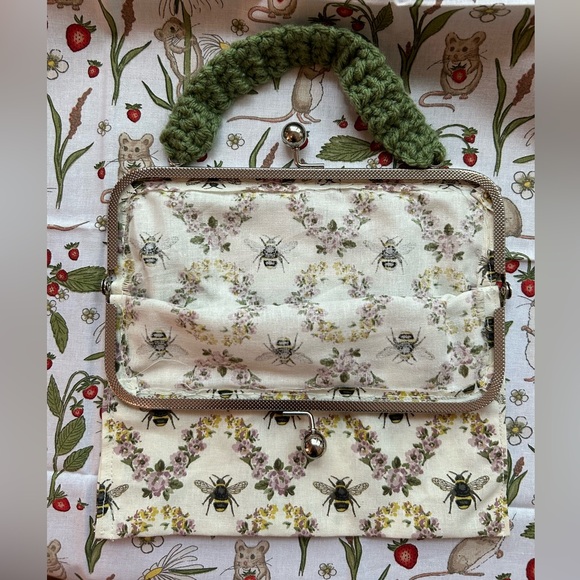 Handmade Bee & Floral Print Cotton Hand Bag / Cosmetic Pouch - Picture 3 of 4